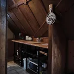 With 3 Apartments, Just Outside Berlin, Near To Tesla * Burig