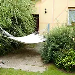 With 3 Apartments, Just Outside Berlin, Near To Tesla Apartment Burig