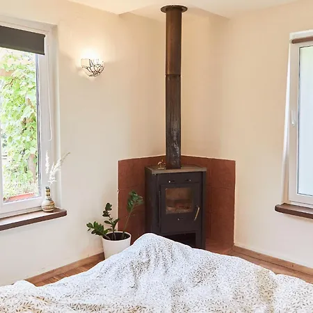 With 3 Apartments, Just Outside Berlin, Near To Tesla *