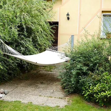 With 3 Apartments, Just Outside Berlin, Near To Tesla Apartment Burig
