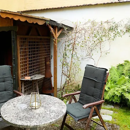 Apartment With 3 Apartments, Just Outside Berlin, Near To Tesla Burig