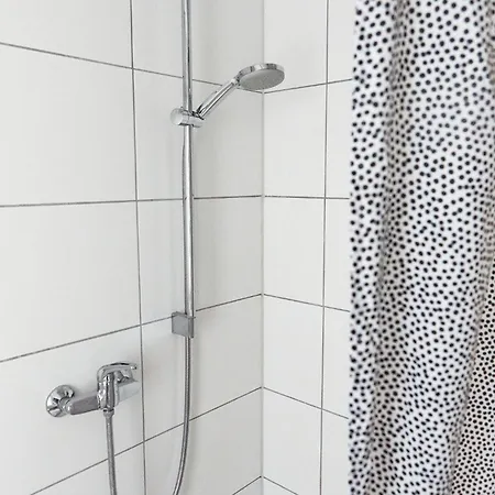 Διαμέρισμα With 3 Apartments, Just Outside Berlin, Near To Tesla Burig