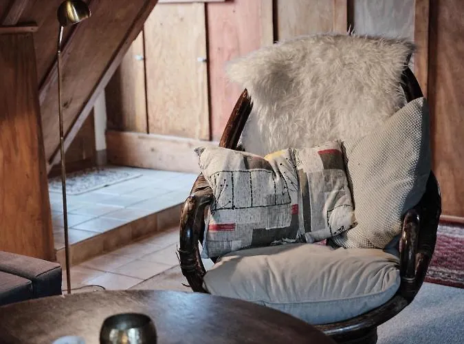 With 3 Apartments, Just Outside Berlin, Near To Tesla *