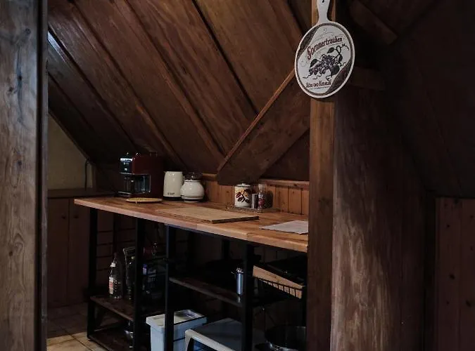 With 3 Apartments, Just Outside Berlin, Near To Tesla * Burig