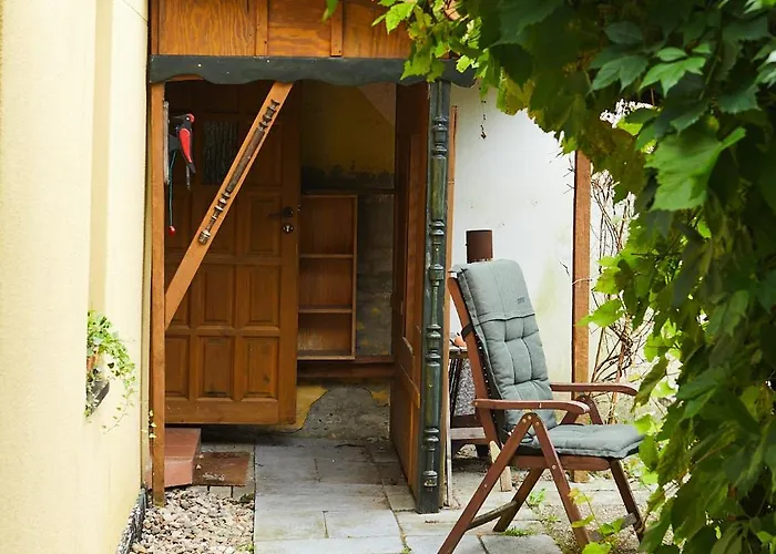 Apartment With 3 Apartments, Just Outside Berlin, Near To Tesla Burig