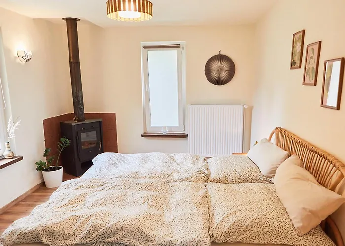 With 3 Apartments, Just Outside Berlin, Near To Tesla * Burig