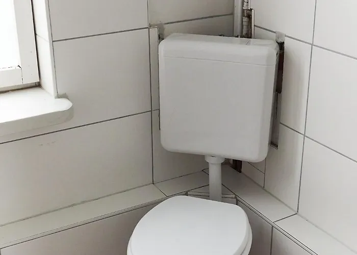 With 3 Apartments, Just Outside Berlin, Near To Tesla Apartment *