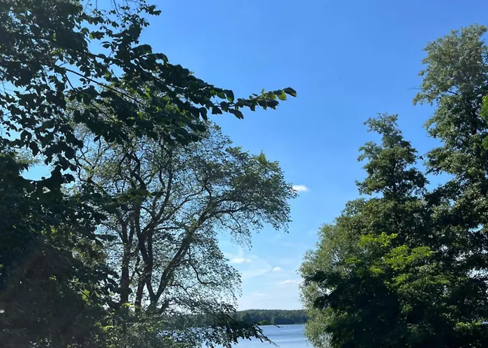 With 3 Apartments, Just Outside Berlin, Near To Tesla Apartment Burig