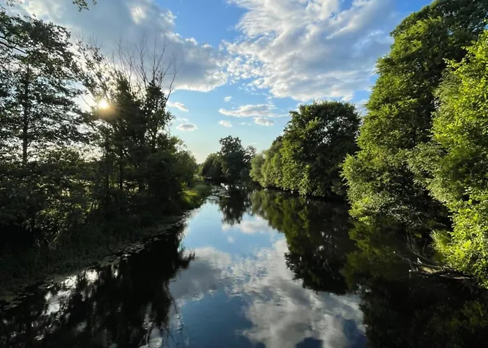 With 3 Apartments, Just Outside Berlin, Near To Tesla * Burig