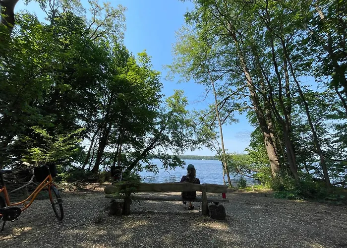 With 3 Apartments, Just Outside Berlin, Near To Tesla Apartment Burig