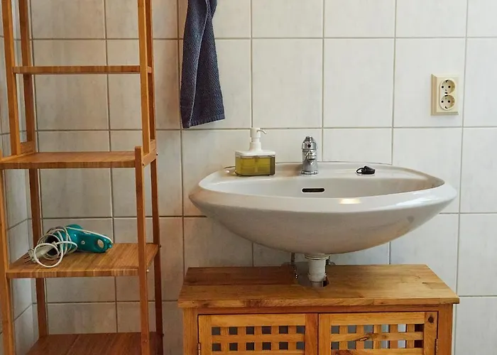 With 3 Apartments, Just Outside Berlin, Near To Tesla Apartment Burig