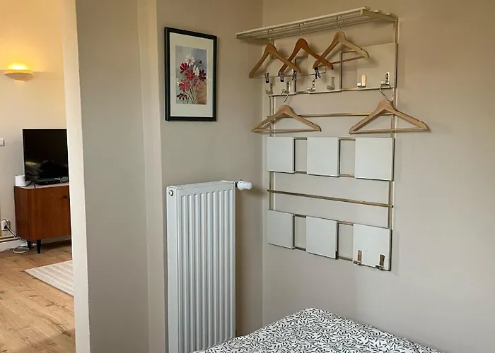 With 3 Apartments, Just Outside Berlin, Near To Tesla Apartment *